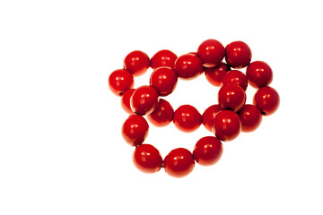 красные бусы