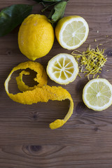 Lemon slices with zest