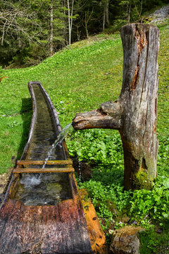 Old Wooden Water Well Rustic Alpine Scenic