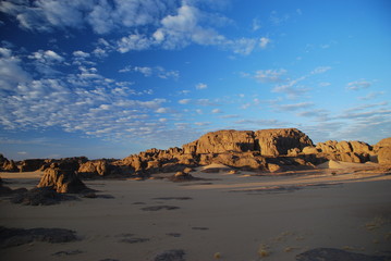 Fototapeta na wymiar Rocky Desert