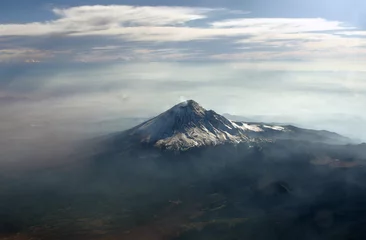 Foto op Plexiglas Volcano Popocatepetl, Mexico. View from plain. © peterz
