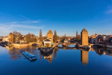 Deurstickers Strasbourg, medieval bridge Ponts Couverts. Alsace, France. © elitravo