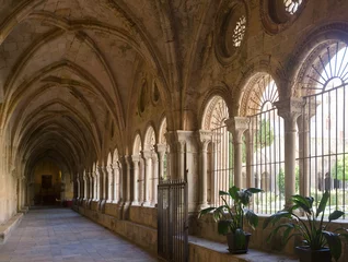 Deurstickers gallery of courtyard of Tarragona Cathedral © JackF