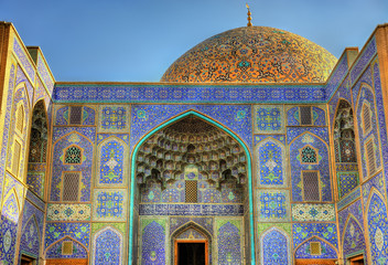 Sheikh Lotfollah Mosque on Naqsh-e Jahan Square of Isfahan, Iran