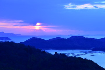 瀬戸内の夜明け