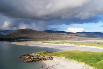 seilebost beach with morning sun