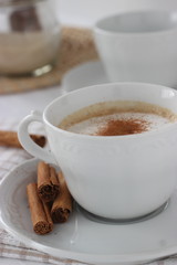 Tazza di caffè aromatizzato alla cannella