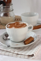 Tazza di caffè alla cannella
