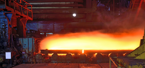 hot steel plate on conveyor