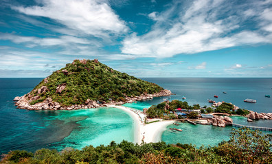 The view of the landscape on the scenic island of Koh tao . Paradise beach . - obrazy, fototapety, plakaty