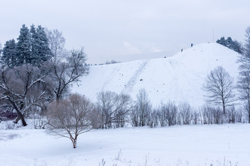 Holidaymakers on the snow hill