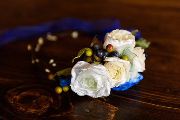 wedding accessories in the style of Gzhel