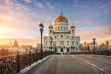 На Патриаршем мосту On Patriarchal Bridge