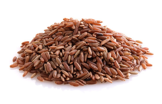 Brown rice isolated