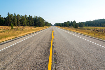 Fototapeta premium Highway passing through the Bighorn Mountains in Wyoming