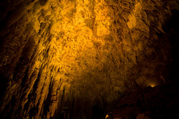 Stalactites in gyukusendo cave © leungchopan