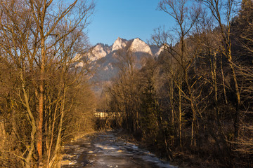 Fototapeta The Three Crowns massif in The Pieniny Mountains range. obraz