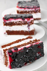 Blueberry pie with yoghurt