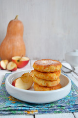 curd cheese cakes with apple and pumpkin