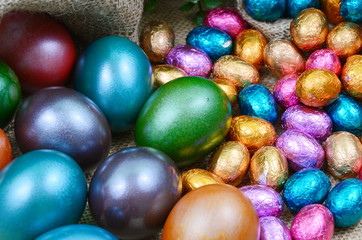 Fototapeta na wymiar colorful egg and chocolate for Easter