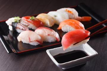 Fotobehang 寿司の盛り合せ © takayama