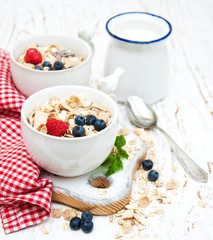 breakfast with fresh berries