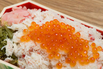 カニ・イクラ丼