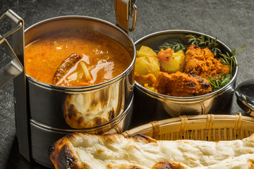 一般的なインドカレー　Typical Indian curry set