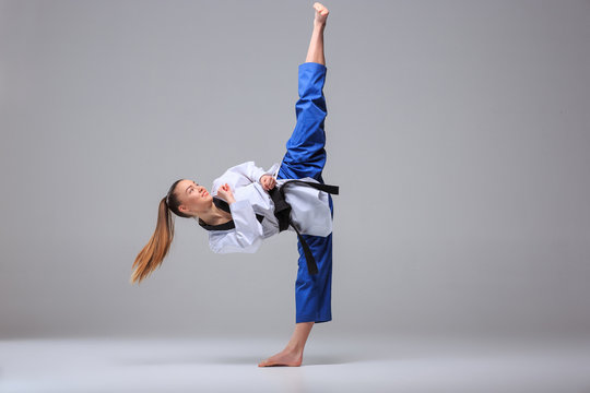 18 468 Best Taekwondo Kick Images Stock Photos Vectors Adobe Stock