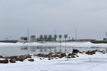 зимняя пристань в Петергофе