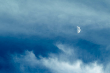 Obraz na płótnie Canvas Moon and Cloud