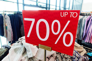 discount sign/clothing store discount sign