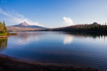 Big Lake Mt Washington Oregon