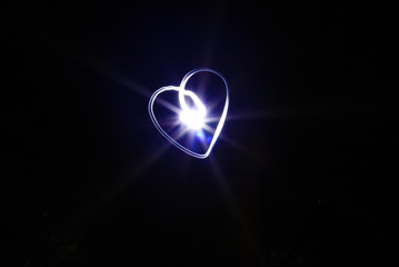 shape of heart - abstract Light Painting, Freezelight effect