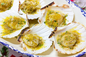 Scallops stuffed