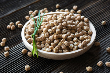 Grains of raw chickpeas