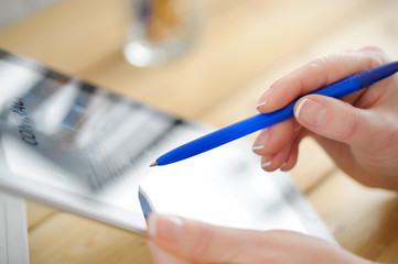 Business woman  brainstorming data target financial concept.