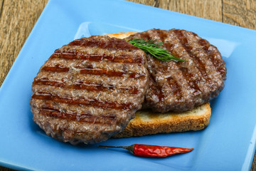 Grilled burger cutlet