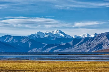 Deken met patroon Himalaya Himalayan lake Tso Moriri in Himalayas, Ladakh