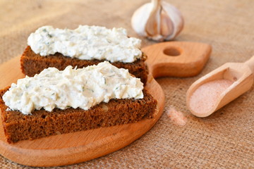 Sandwiches with soft cheese