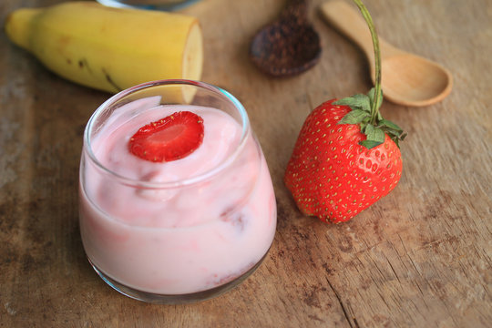 Yogurt smoothie fresh strawberry