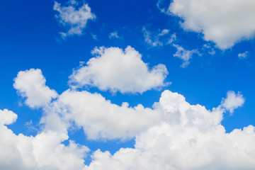 Obraz na płótnie Canvas Blue sky with tiny clouds