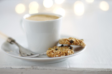 Haferflockenkekse und Kaffee