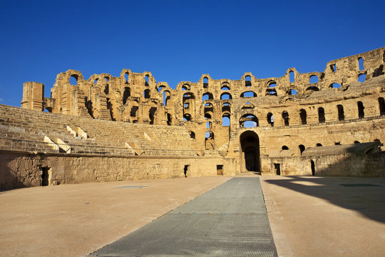 Tunisia. El Jem (ancient Thysdrus). Ruins of the largest colosseum in North Africa (up 35000 spectators)