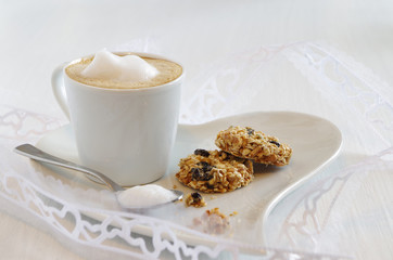 Espresso und Haferflockenkeks