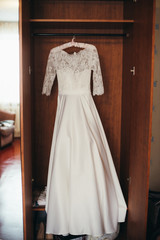 Wedding lace white dress
