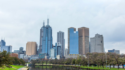 Fototapeta na wymiar Yarra River and Melbourne skyline.
