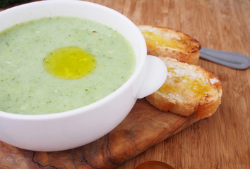 Cream soup of broccoli, food closeup
