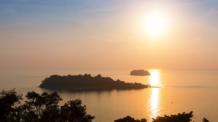 Fototapeta na wymiar Beautiful sunset on the Koh Chang island, Thailand.