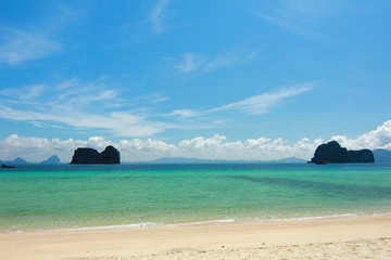 Fototapeta na wymiar The paradise island in trang province , thailand